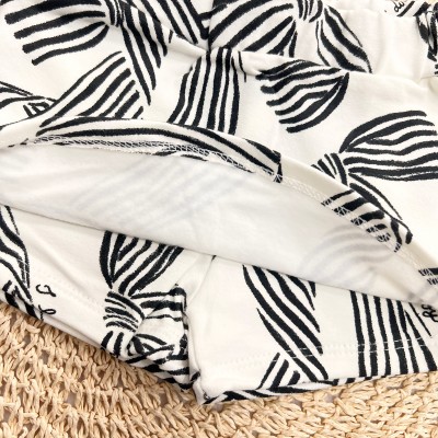  Conj. Casaco de Moletom Ursinha e Short Saia Laços - Off White e Preto